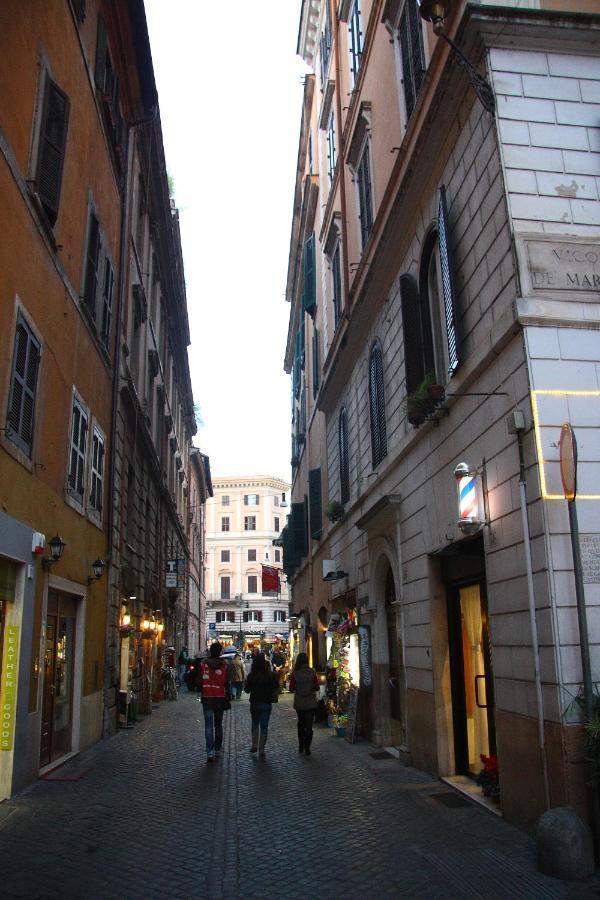 Eve Guest House At Trevi Fountain Roma Exterior foto